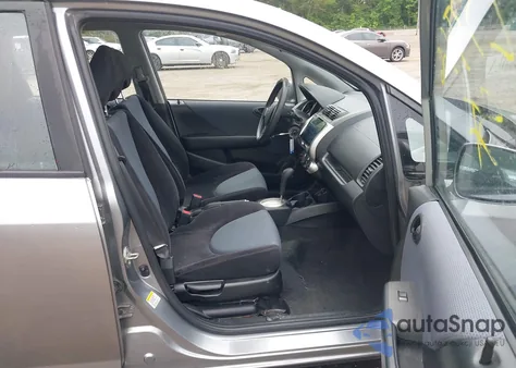 2008 Honda Fit z USA, uszkodzony, nr VIN JHMGD38468S061105